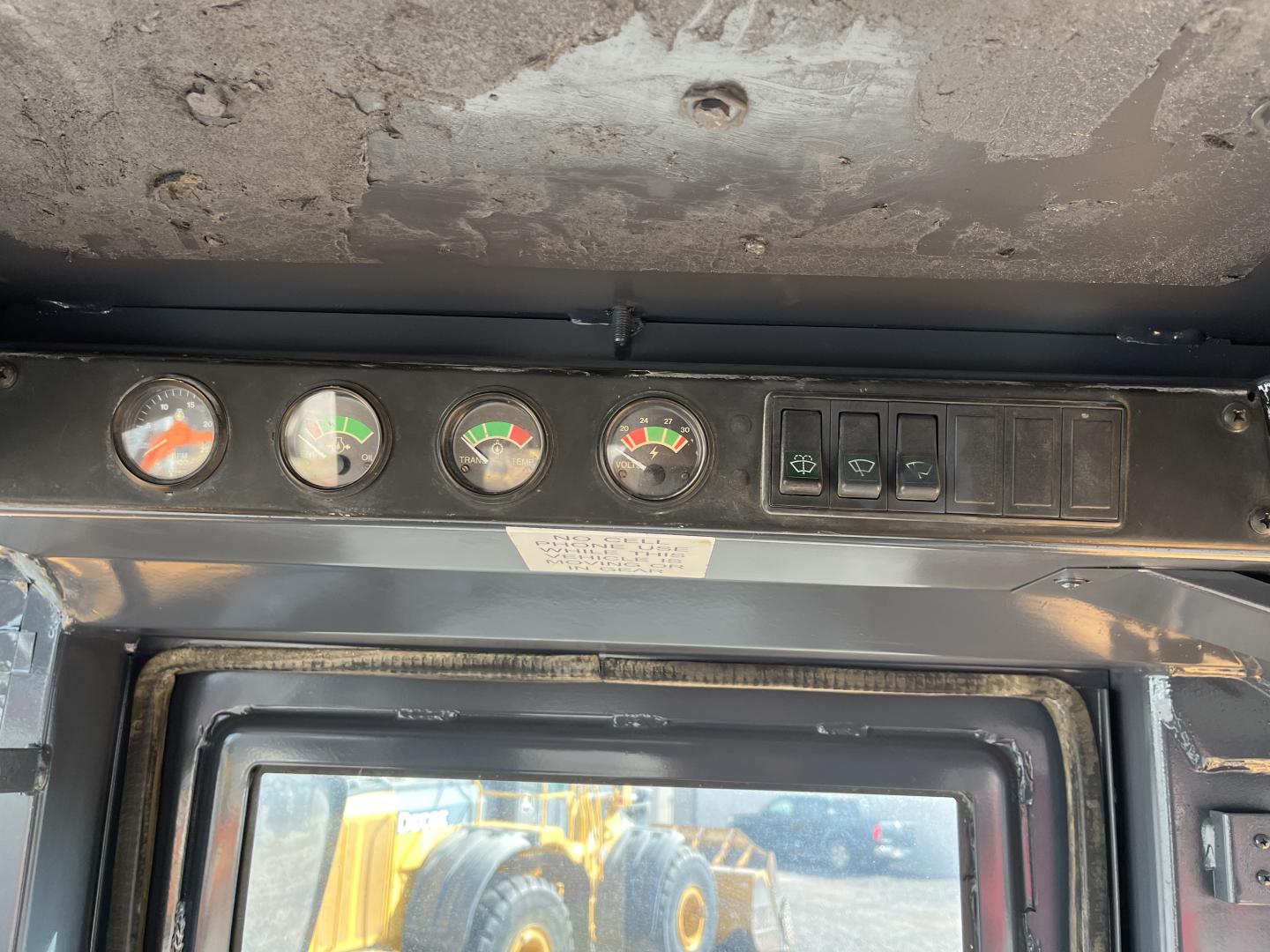 ./imagenes/INVOICE/2019/16742/CARGADOR FRONTAL CASE 621B (38).JPG